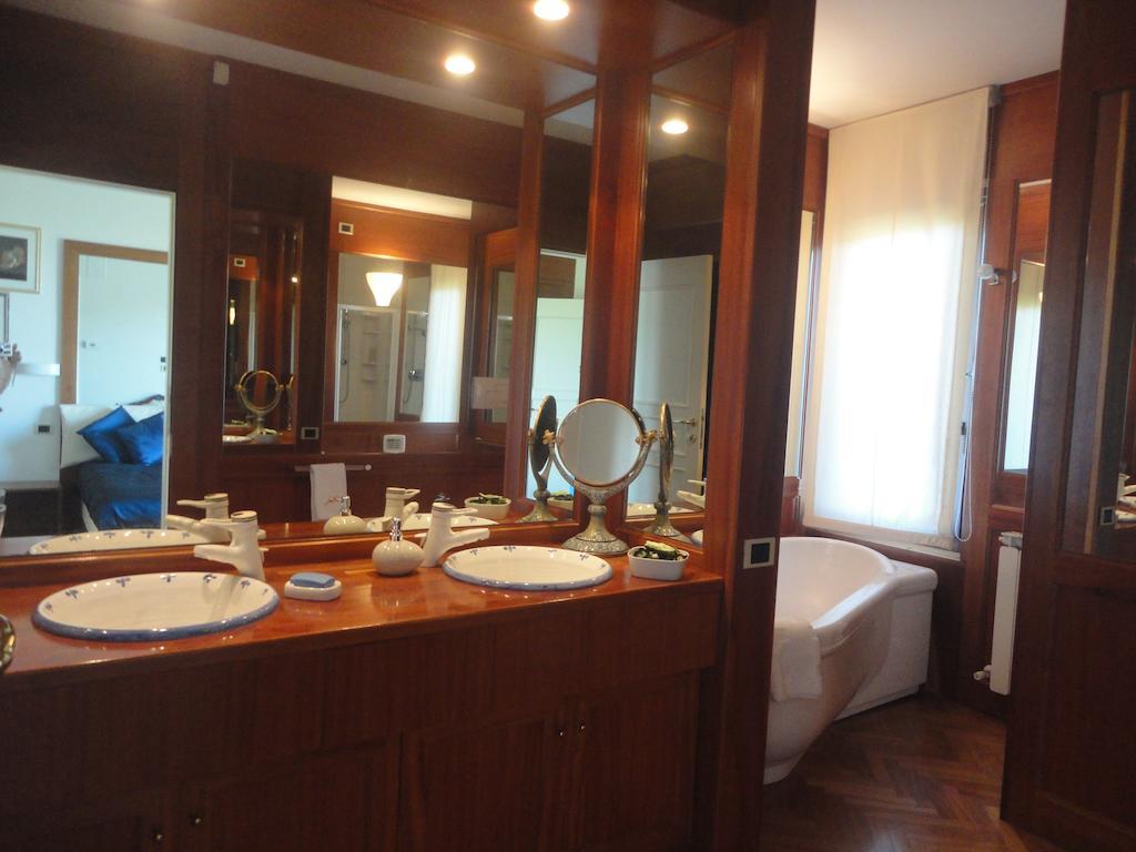Villa Zagara Luxury Bed And Breakfast Pescara Habitación foto